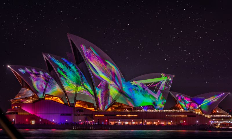 5 Tips for Enjoying Vivid Sydney: A First-Timer’s Guide